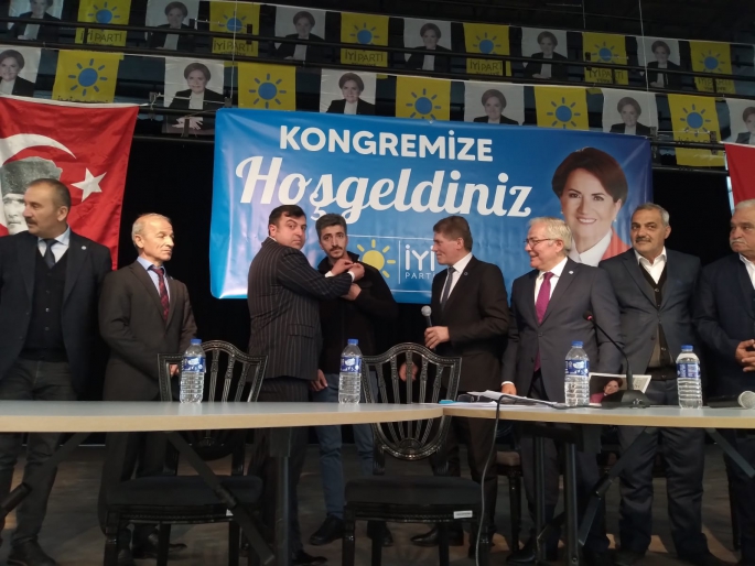 BAŞKAN ÇAMDİBİ GÜVEN TAZELEDİ