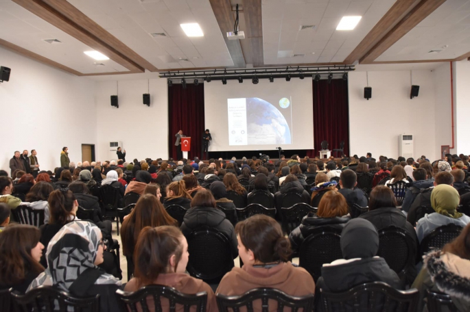 ÇERKEŞ'TE DEPREM GERÇEĞİ KONFERANSI