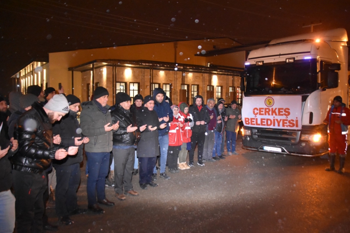 ÇERKEŞ’TEN 17 YARDIM TIRI YOLA ÇIKTI