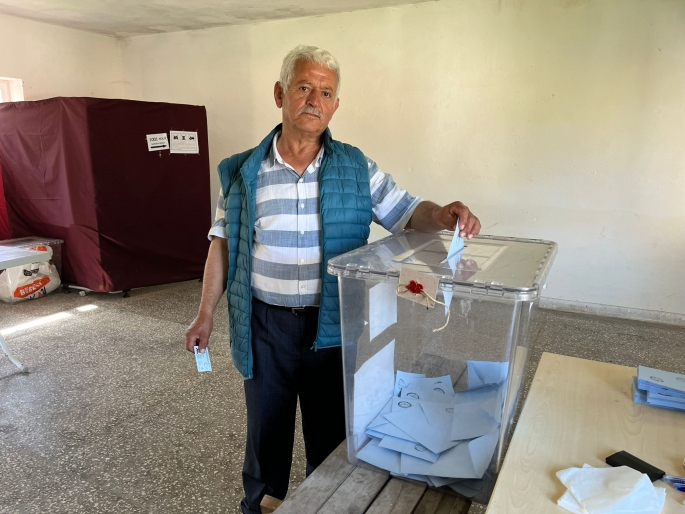 HACILAR VE TAŞANLAR'DA MUHTARLIK SEÇİMİ YENİLENDİ