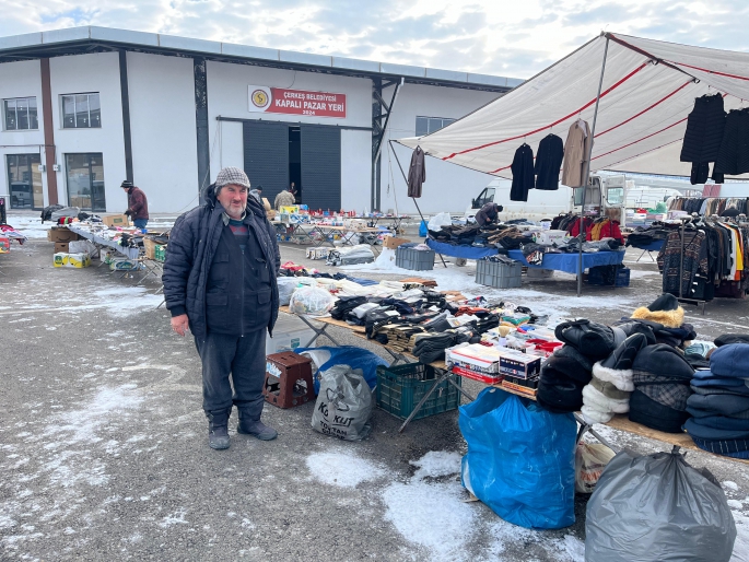 HALK PAZARINDA FİYATLAR VE PAZAR SOHBETİ