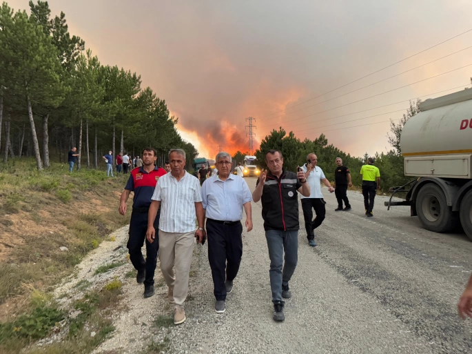 KAYMAKAM BULGURLU VE BAŞKAN SOPACI YANGIN BÖLGESİNDE