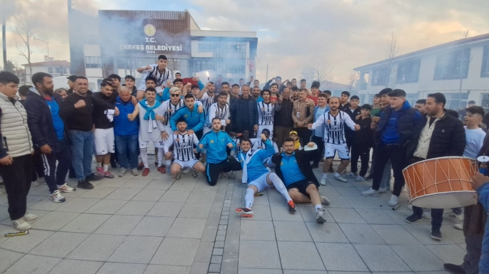 ŞAMPİYON ÇERKEŞ BELEDİYESPOR!