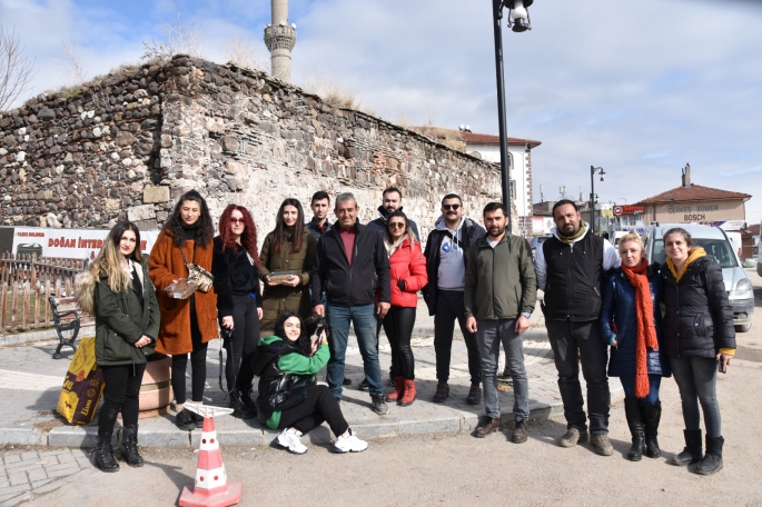 SOKAKDER'DEN ÇERKEŞ'E ÇIKARMA 